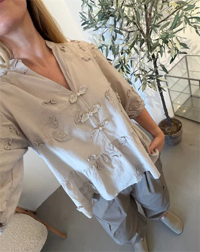 Marta du Chateau - MDCSafiya Bluse - Beige